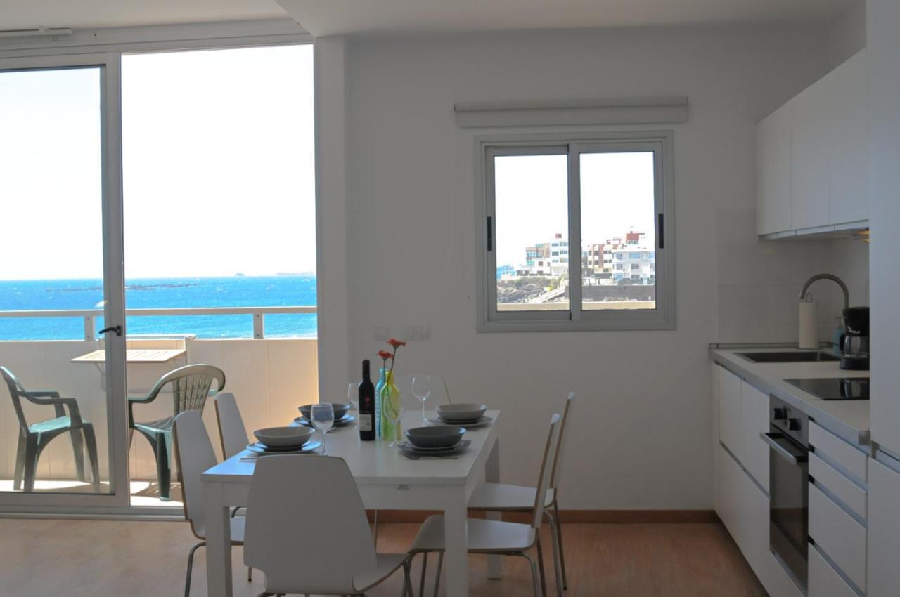 Vista Playa Y Mar - Sea View, Wifi And Ac Lägenhet Melenara Exteriör bild